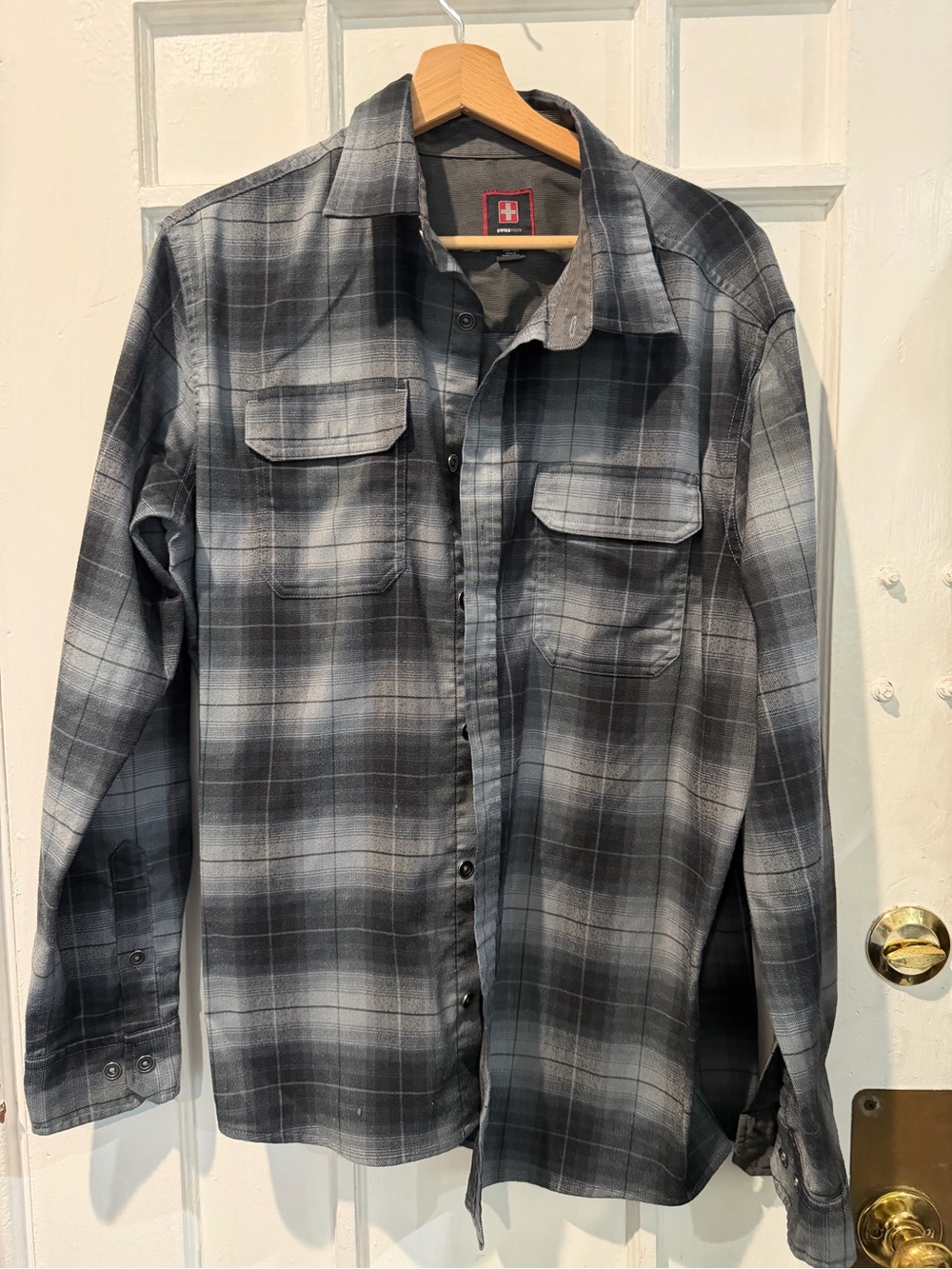 Swiss Tech Men's Black and Gray Plaid Button-Down Shirt